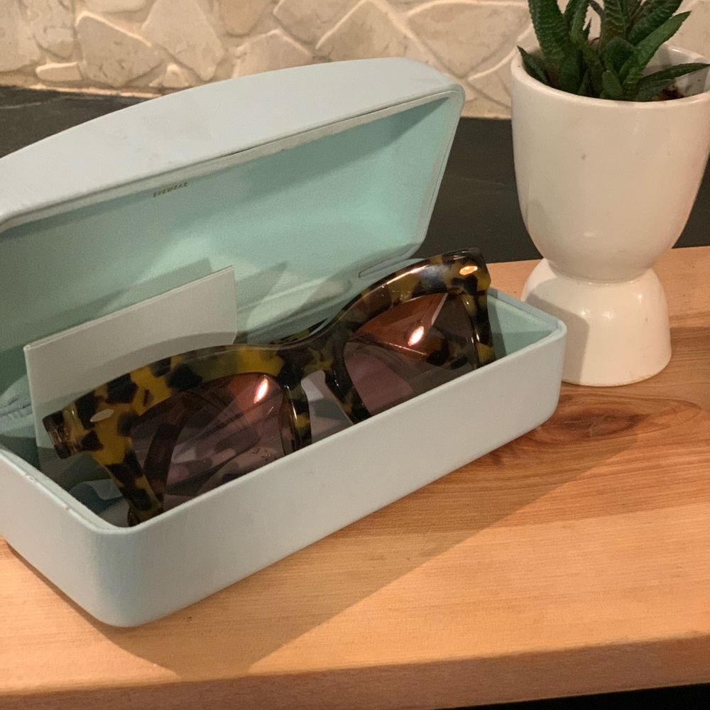 KAREN WALKER | Banks Tortoiseshell Sunglasses and Case - Picture 2 of 12